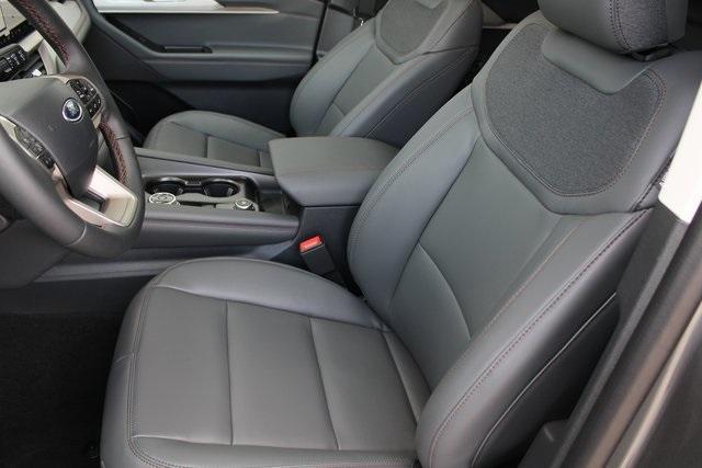 new 2025 Ford Explorer car, priced at $47,535