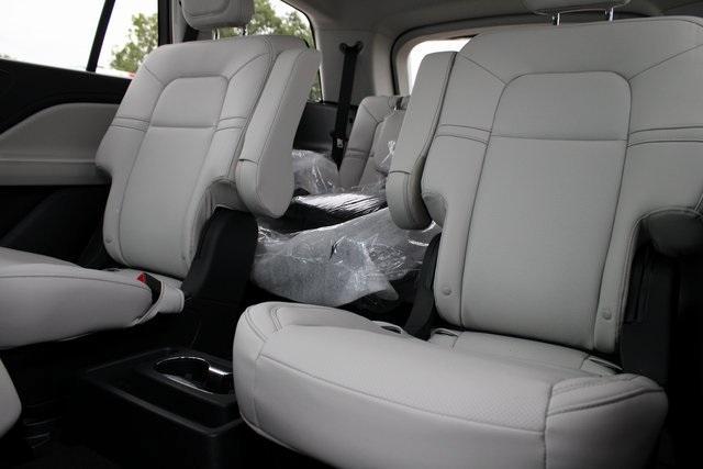 new 2025 Lincoln Aviator car, priced at $61,478