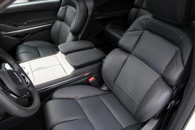 new 2025 Lincoln Navigator L car, priced at $113,270