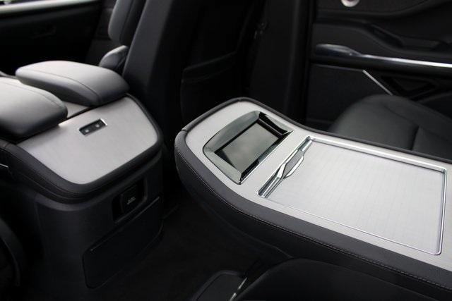 new 2025 Lincoln Navigator L car, priced at $113,270