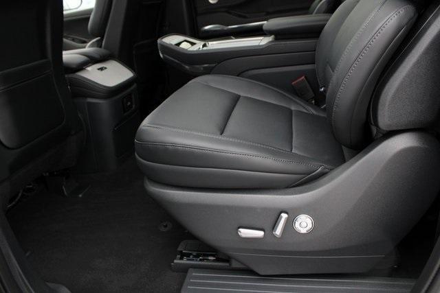 new 2025 Lincoln Navigator L car, priced at $113,270