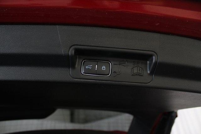 used 2022 Ford Explorer car, priced at $28,000