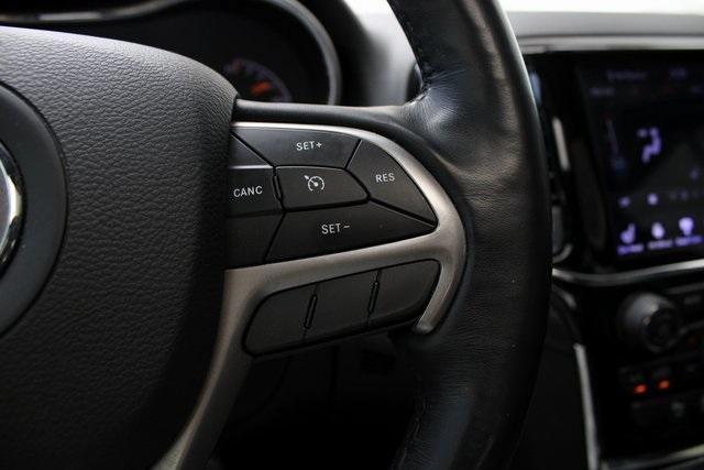 used 2019 Jeep Grand Cherokee car, priced at $17,500