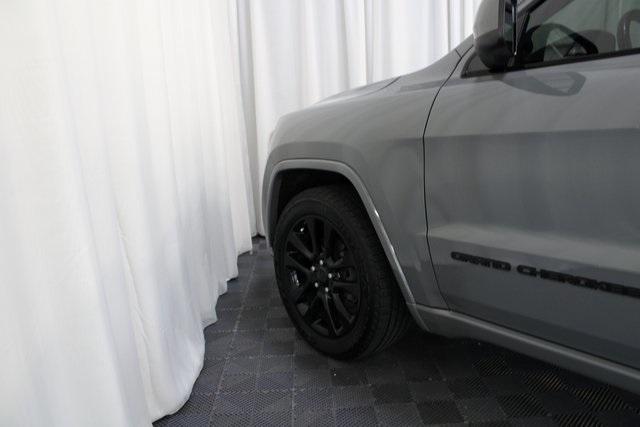 used 2019 Jeep Grand Cherokee car, priced at $17,500