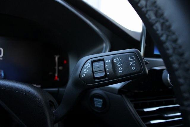 new 2025 Ford Escape car, priced at $30,245