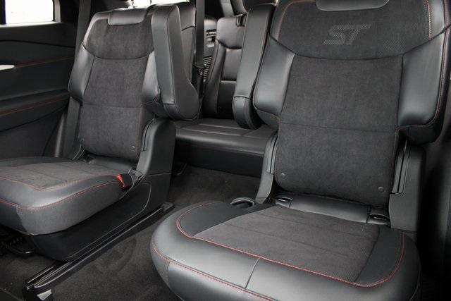new 2025 Ford Explorer car, priced at $57,638