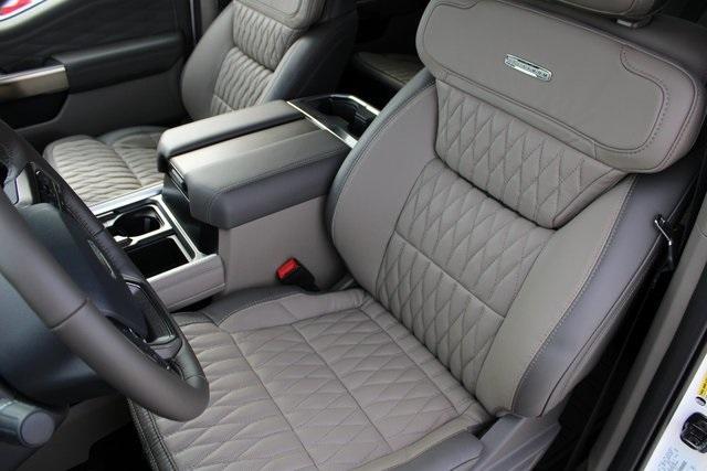 new 2025 Ford F-250 car, priced at $97,784