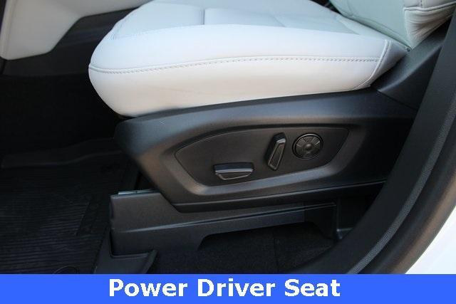 new 2025 Ford Explorer car, priced at $60,895
