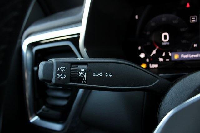 used 2024 GMC Canyon car, priced at $34,000