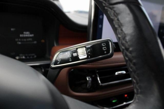 used 2022 Lincoln Nautilus car, priced at $34,000