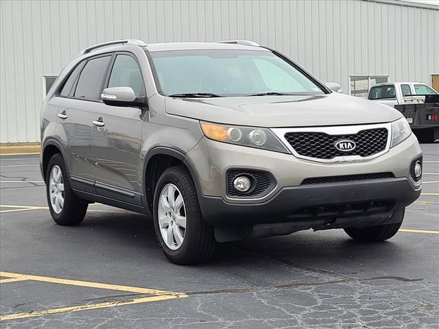 used 2013 Kia Sorento car, priced at $9,618