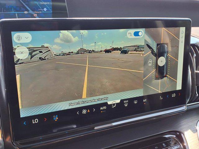 new 2025 Ford Expedition car, priced at $80,055