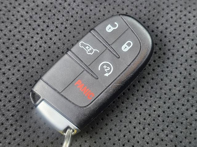 used 2019 Jeep Grand Cherokee car, priced at $21,855
