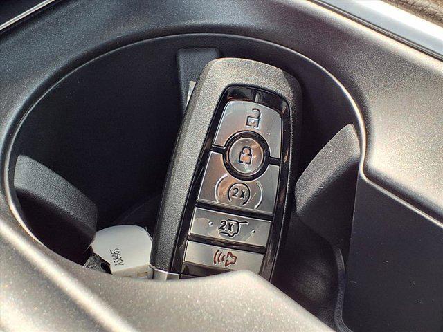 new 2025 Ford Expedition car, priced at $87,375