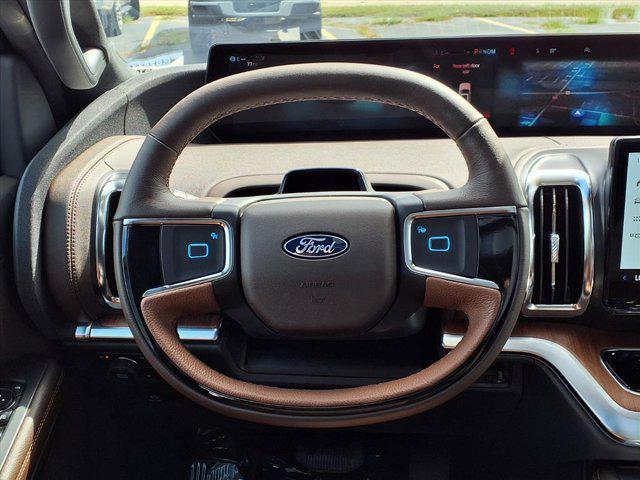 new 2025 Ford Expedition car, priced at $87,375
