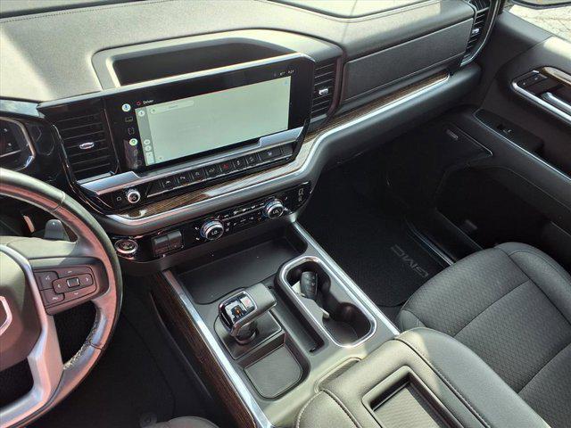 used 2022 GMC Sierra 1500 car, priced at $40,999