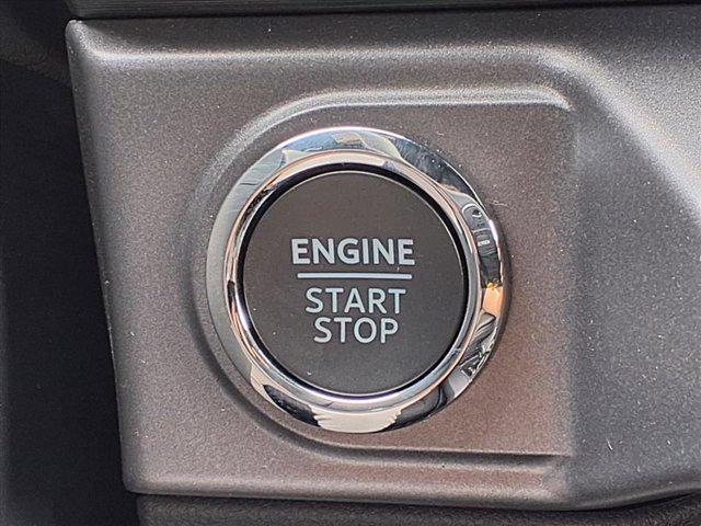 new 2025 Ford F-150 car, priced at $63,305