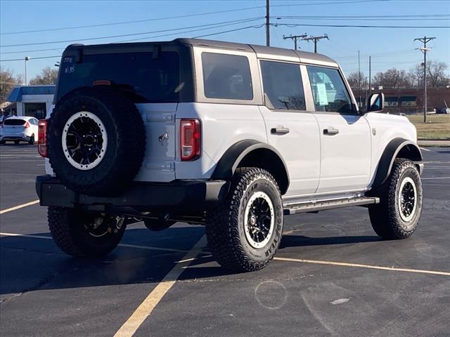 new 2024 Ford Bronco car, priced at $52,275