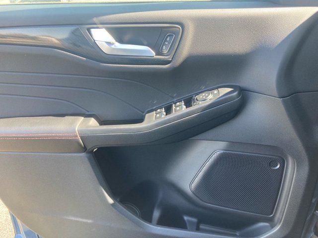 new 2025 Ford Escape car, priced at $30,317
