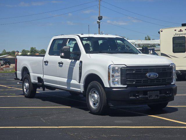 new 2025 Ford F-350 car, priced at $53,905