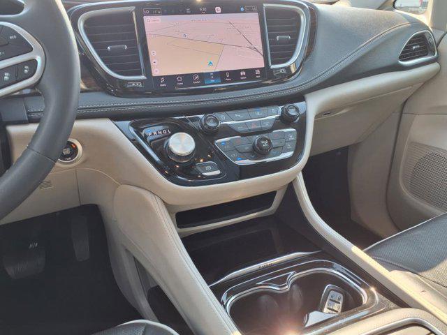 used 2023 Chrysler Pacifica car, priced at $28,040