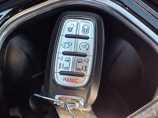 used 2023 Chrysler Pacifica car, priced at $28,040