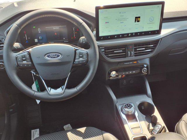 new 2025 Ford Escape PHEV car, priced at $40,273