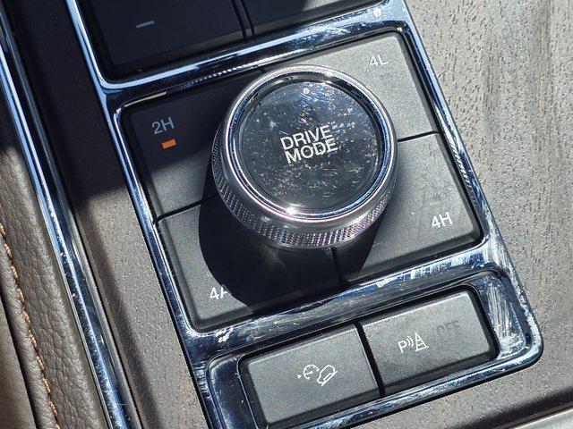 used 2024 Ford Expedition car, priced at $72,639