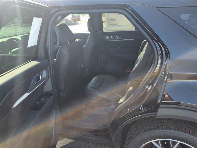 new 2025 Ford Explorer car, priced at $61,545