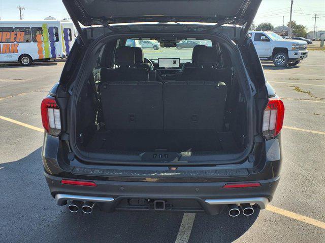 new 2025 Ford Explorer car, priced at $61,545