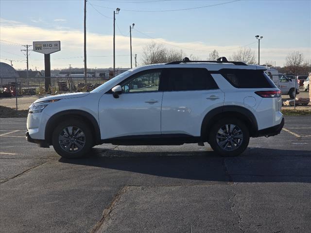 used 2022 Nissan Pathfinder car, priced at $27,987