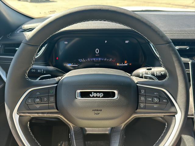 new 2024 Jeep Grand Cherokee car, priced at $46,700