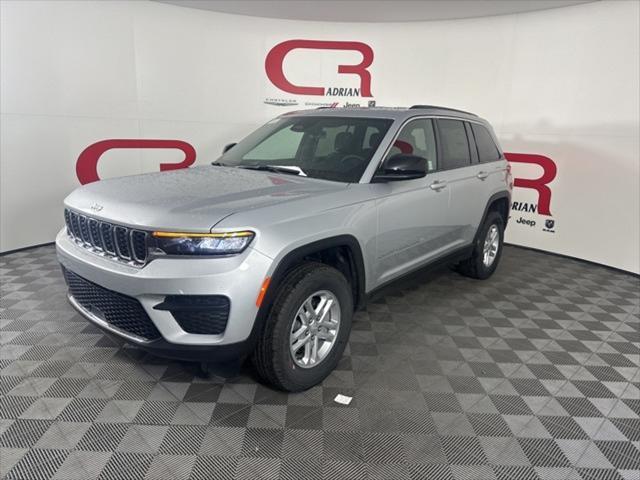 new 2025 Jeep Grand Cherokee car, priced at $40,486