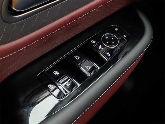 new 2025 INFINITI QX80 car, priced at $108,850