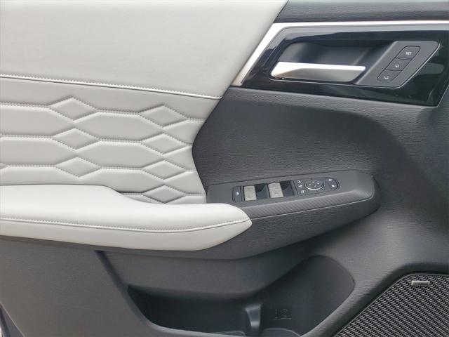 new 2025 Mitsubishi Outlander car, priced at $40,680