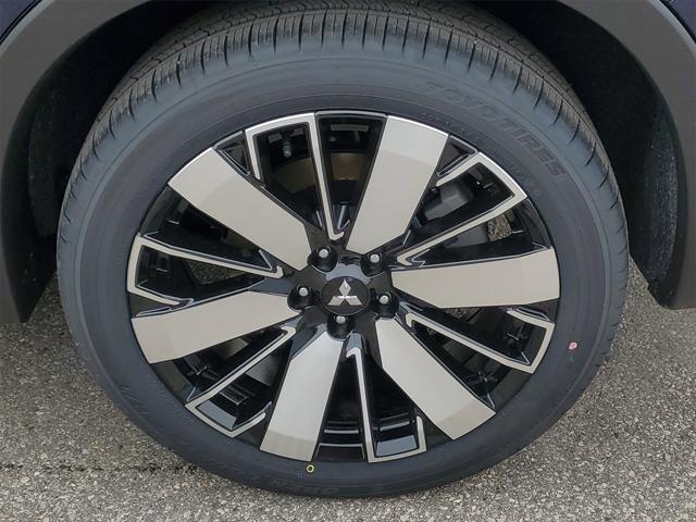 new 2025 Mitsubishi Outlander car, priced at $40,680