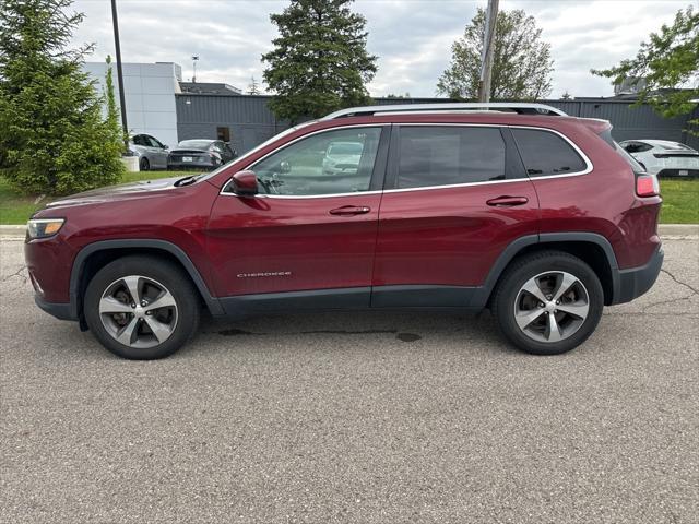 used 2019 Jeep Cherokee car, priced at $15,895