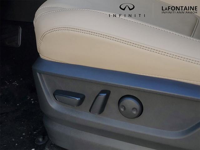 new 2025 INFINITI QX80 car, priced at $85,127