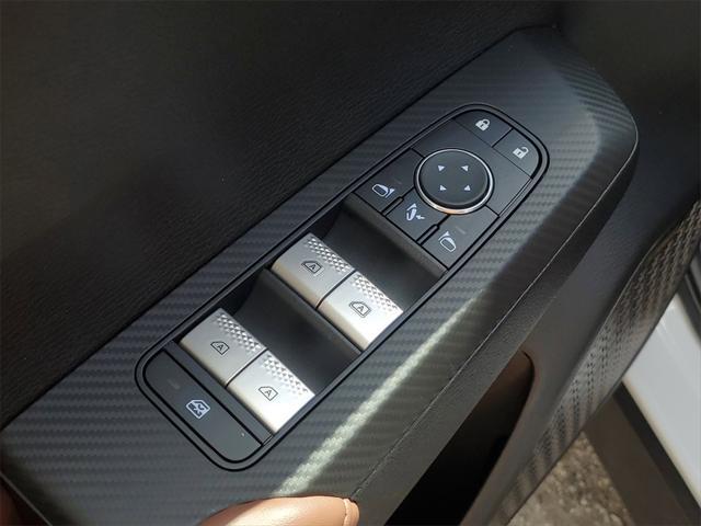 new 2025 Mitsubishi Outlander car, priced at $44,725