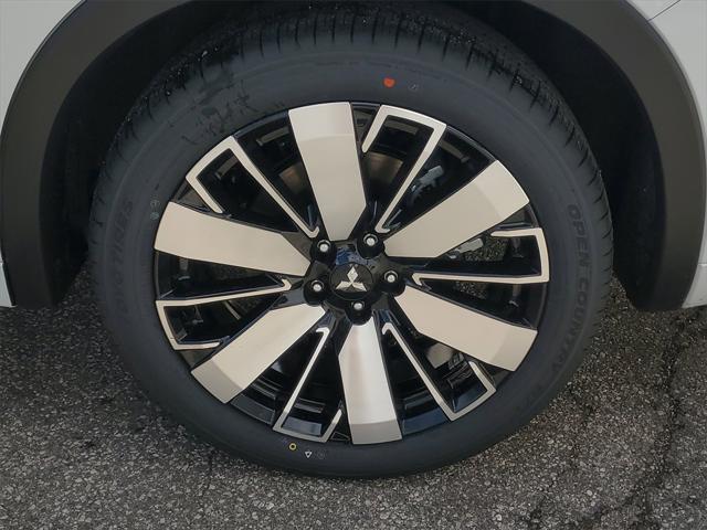 new 2025 Mitsubishi Outlander car, priced at $44,725