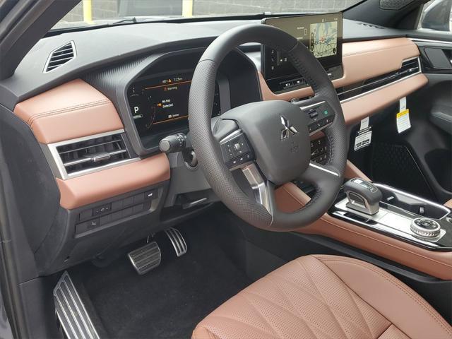 new 2025 Mitsubishi Outlander car, priced at $43,535