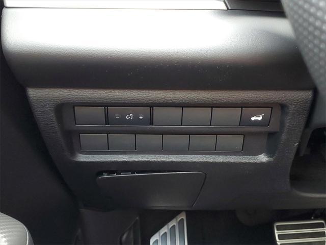 new 2025 Mitsubishi Outlander car, priced at $40,680