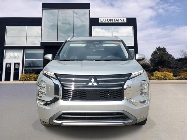 new 2025 Mitsubishi Outlander car, priced at $40,680