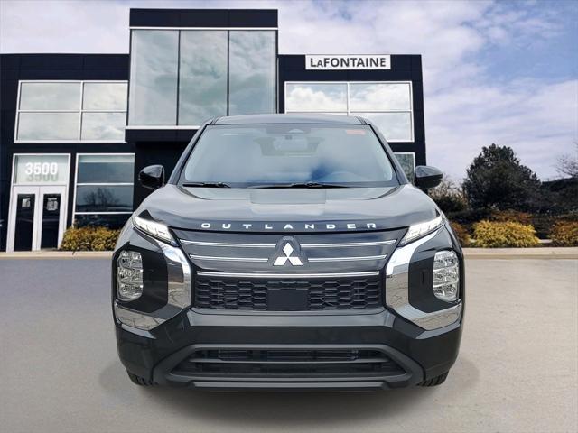 new 2025 Mitsubishi Outlander car, priced at $33,870