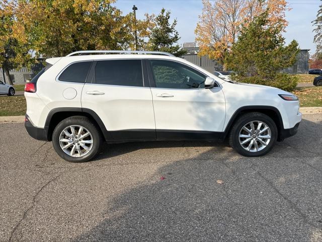 used 2015 Jeep Cherokee car, priced at $11,995