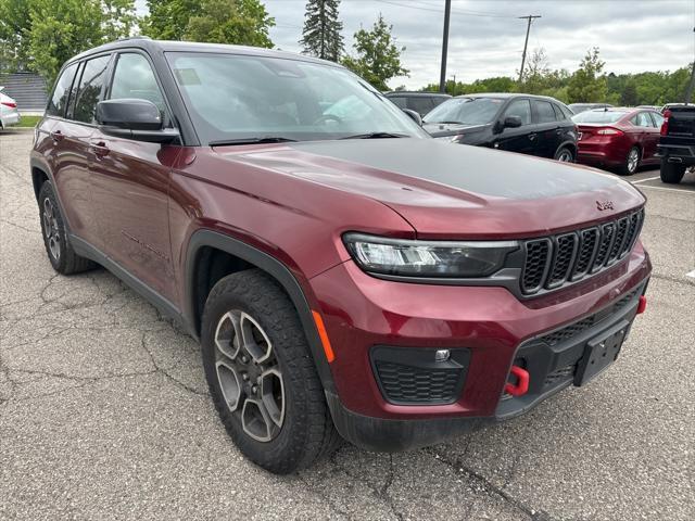 used 2022 Jeep Grand Cherokee car, priced at $33,895
