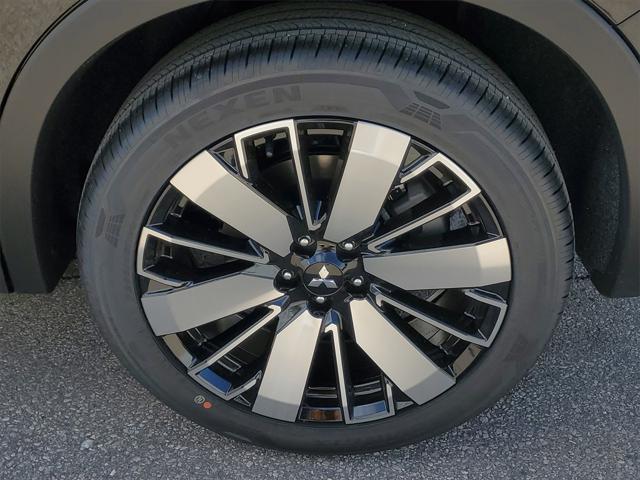 new 2025 Mitsubishi Outlander car, priced at $36,160