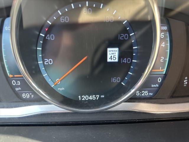 used 2016 Volvo XC70 car, priced at $16,495