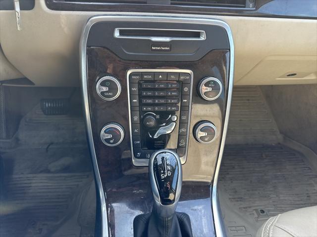 used 2016 Volvo XC70 car, priced at $16,495