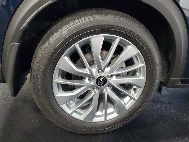 new 2024 INFINITI QX50 car, priced at $40,663